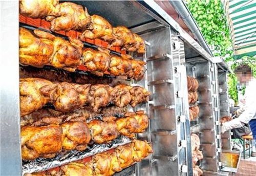 Verzicht auf Gickerl, und das ausgerechnet jetzt zur Volksfestzeit? Geht es nach Peta, sollte der vegane Ökolandbau der Tierhaltung vorgezogen werden.