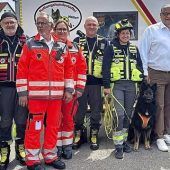 Wenn jede Sekunde zählt: Großübung der Rettungshunde