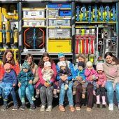 Mutter-Kind-Gruppe besucht Feuerwehr