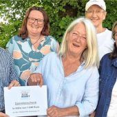 1.000-Euro-Spende für Wildtierhilfe dank Dorf-Flohmarkt