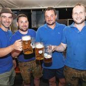 Huttenstätter Schützen feiern hundertjähriges Bestehen mit Bier- und Weinfest