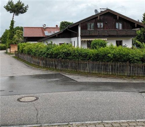 Am westlichen Eck des Grundstückes treffen die Wendelstein- und die Breitenfeldstraße zusammen. Foto  Burlefinger