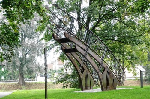 Auch die „Brücke der Freundschaft“ wird besichtigt.Foto Stadtmarketing Kolbermoor
