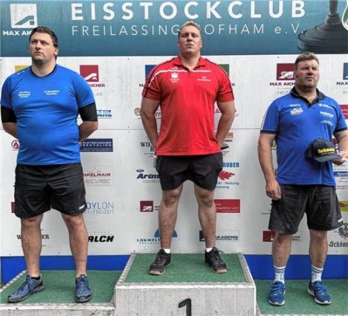 Das Podium der Herren: Michael Späth, Sieger Markus Schätzl und Peter Rottmoser (von links). Foto Kamhuber