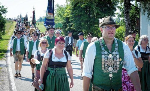 Der feierliche Festzug war einer der Höhepunkte der gelungenen Veranstaltung. Fotos Günster