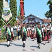 1.400 Gäste und 100 Böllerschützen