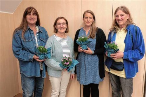 Die aktuelle Vorstandschaft der Musikfreunde Oberbergkirchen/Zangberg: Schriftführerin Beate Brom-Spießl, Vorsitzende Gerline Huber, Zweite Vorsitzende Verena Franckh und Kassierin Claudia Junker-Bratfisch. Foto Gillhuber