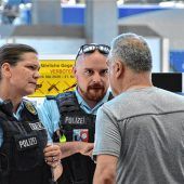Striktes Waffenverbot am Bahnhof