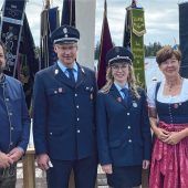 Politik und Kirchen würdigen Feuerwehr Winden