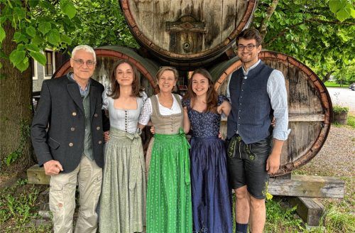 Die Familie Ametsbichler: Seit 150 Jahren steht der Betrieb für handwerkliche Braukunst und Zusammenhalt.
