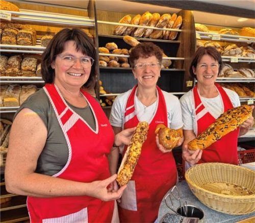 Die Hofbäckerei Breiteneicher kommt mit Brot und Baguettes, Kleingebäck, Süßem und stets bester Laune.