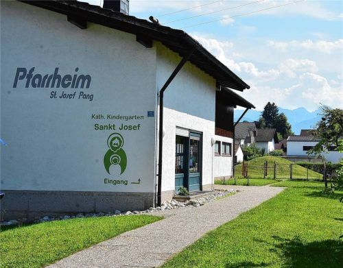 Die Hortkinder werden derzeit im ersten Obergeschoss im Pfarrheim Pang betreut. Foto Schlecker