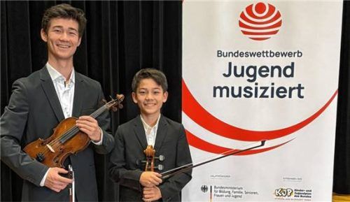 Erfolgreiche Brüder: Sebastian und Maximillian Rein erreichten bei „Jugend musiziert“ den zweiten Platz. Foto re