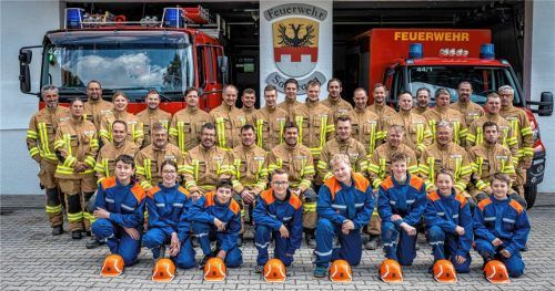 Geballtes Engagement: Die aktuelle Mannschaft der Sachranger Feuerwehr.Fotos Feuerwehr Sachrang