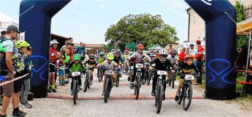 Insgesamt gingen 131 Mountainbiker in den unterschiedlichsten Altersgruppen beim zweiten Rennen um den Pölzcup an den Start. Foto re
