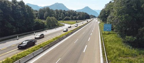 Leere Autobahnen, wenig zu tun: Die Einsatzkräfte von THW und von den Maltesern zeigten sich froh, dass das große Chaos ausblieb. Fotos Peter Huber