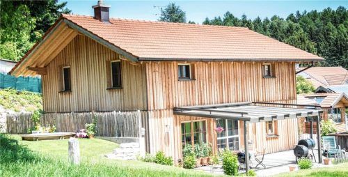 Man sieht auf den ersten Blick, dass hier das Herz fürs Holz schlägt.