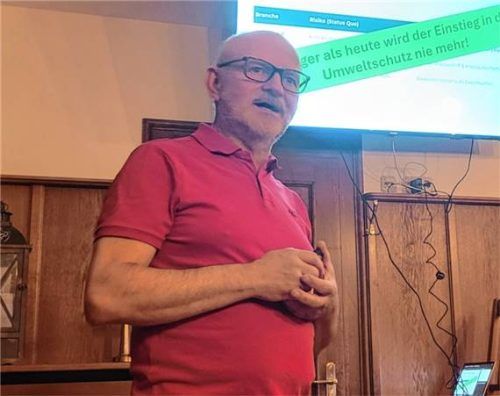 Ralf Exler entwarf eine Zukunftsvision mit Optimismus.Foto re