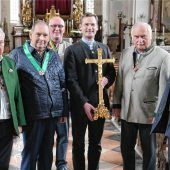Historisches Kreuz zurück in Prien