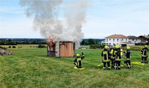 Übung der Feuerwehr Schwabering.