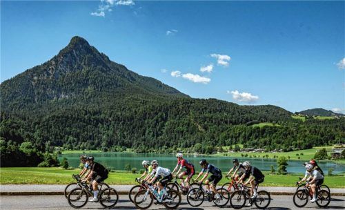 ...und wunderschöne Ausblicke im Chiemgau, im bayerischen Voralpenland und im nördlichen Tirol.