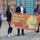 „Engels-Fackel“ macht Station in Rosenheim
