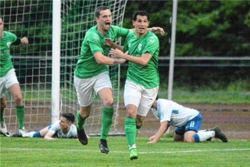 Wiederholt sich die Geschichte? Vor zwei Jahren feierte Emmering bereits den Klassenerhalt in der Relegation.Foto Ruprecht