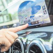 <p>Alternative: Das Navi zeigt an, wo man abfahren kann.</p>