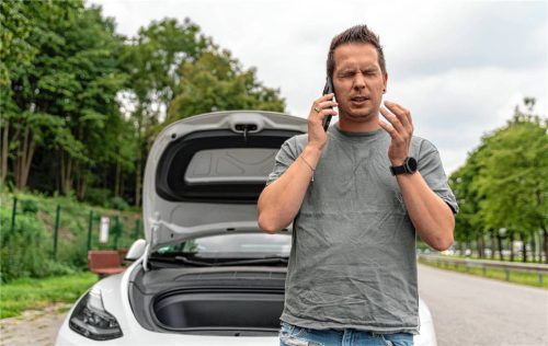 Am Dienstag (28. Juli) gingen im Landkreis Rosenheim aufgrund eines großflächigen Stromausfalls die Lichter aus: Auch das Handynetz und das Kabelfernsehen waren von dem Blackout betroffen. Foto Imago/Imagebroker/Bihlmayer Fotografie/Mischner