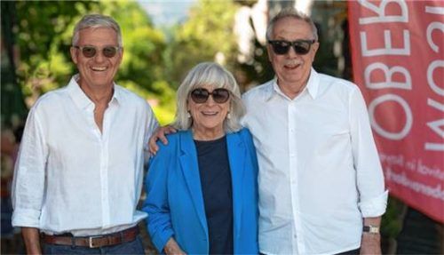 Beim Frühschoppen im Gasthaus Waller: (von links) Markus Aicher (Musikfilmtage Oberaudorf), Margarethe von Trotta und Dieter Kosslick.Foto Thomas Wachinger