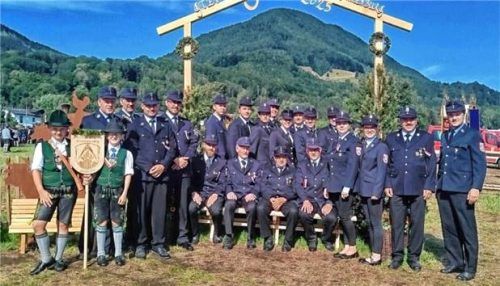 Das Gruppenfoto entstand 2025 beim Gaufest Brannenburg.