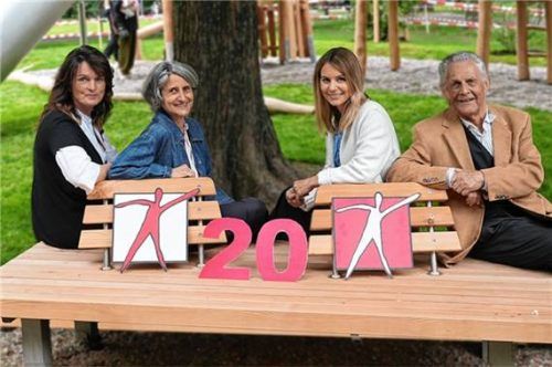 Das Team der Sparkassenstiftungen Zukunft mit (von links) Doris Räder, Andrea Janshen, Alexa Dietz und Josef Steidl freut sich auf die Bewerbungen unter dem Motto „Nachhaltig. Gutes. Tun.“. Foto Sparkassenstiftungen Zukunft