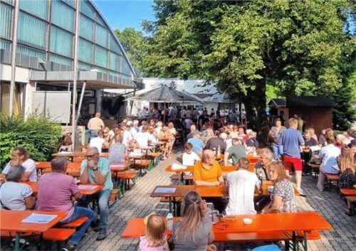 Der EHC Waldkraiburg lädt am Sonntag, 26. Juli, zum traditionellen Sommerfest ein.Foto re