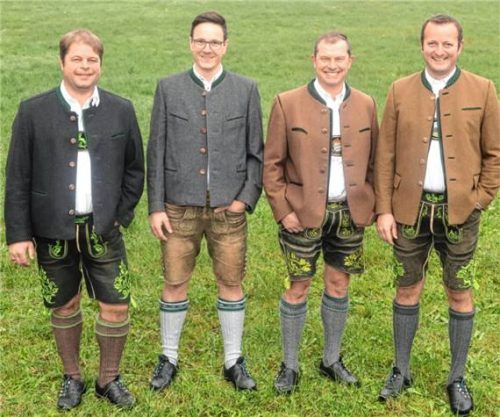 Die „Baiernrainer Sänger“  treten bei der volksmusikalischen Schifffahrt auf. Foto Baiernrainer Dreigsang