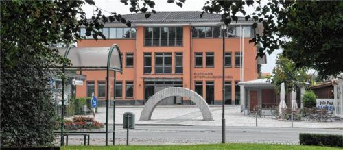 Die Gemeinde Stephanskirchen lädt zu einer gemeinsamen Info-Fahrt ein.Foto Schlecker
