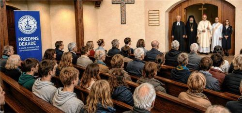 Die „Ökumenische FriedensDekade“ hält ihren zentralen Gottesdienst in diesem Jahr in Prien am Chiemsee ab. Foto ACK