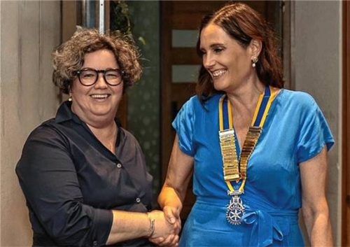 Die scheidende und die neue Präsidentin: (von links) Maria Schechtl und Beatrix Lippert.