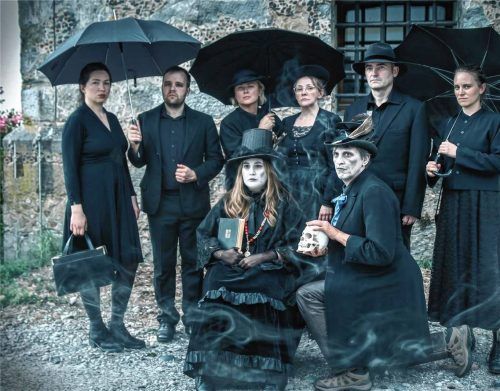 Die Theatergesellschaft Bad Endorf lüftet ab 24. Juli das „Boandlgeheimnis“. Foto Theatergesellschaft Bad Endorf