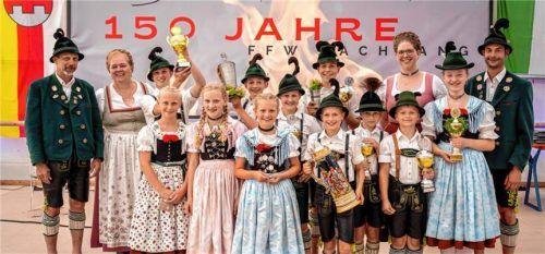 Die Trachtenjugend begeisterte in Sachrang. Foto Andreas Gruhle