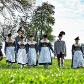 <p>Ein fescher Haufen: ein Teil der Aktiven des Trachtenvereins D‘Oberlandler.</p>