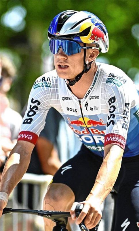 Einen wechselhaften Tag erlebten die Fahrer von Red Bull-Bora-hansgrohe bei der neunten Etappe.Foto IMAGO