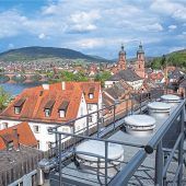 <p>Kellertour: Vom Bier-Himmel über Miltenberg (gr. F.) in den Forschungsbunker (r. o.). Fotos Picture Alliance/ dpa-tmn/ Andreas Drouve</p>