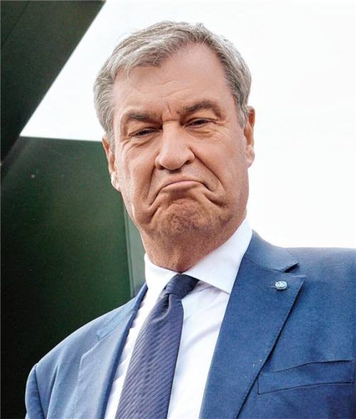 Markus Söder, CSU-Vorsitzender und Ministerpräsident von Bayern, bei der Grundsteinlegung für ein Pulverwerk der Firma Rheinmetall AG. Foto dpa