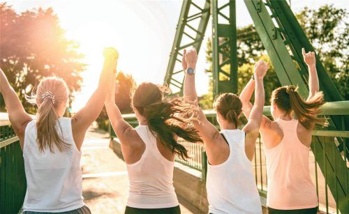 OMNi-BiOTiC Frauenlauf Rosenheim bringt Frauen jeden Alters und jeder Fitnessstufe zusammen. Was sie verbindet: die Freude an Bewegung und am gemeinsamen Erleben.