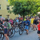 200 Schüler radeln für sichere Radwege