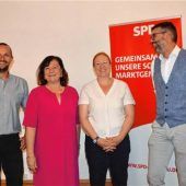 Politischer Austausch im Heftersaal