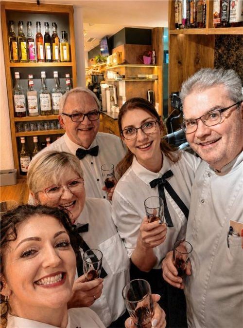 Viele helfende Hände: Familie Krinner führt Bäckerei, Konditorei und Bistro gemeinsam mit Erfahrung und Herzblut.