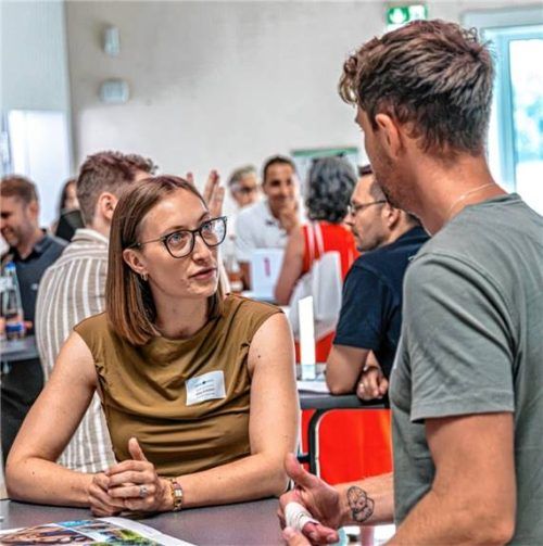Volles Haus herrschte beim Business Speed Dating „InnoConnect“ in Kiefersfelden. Foto RNietzsche
