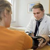 Mehr Studienplätze für künftige Landärzte