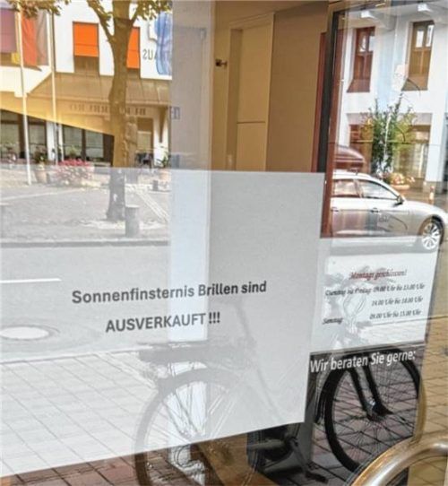 Beim Optiker in Prien gibt es keine Brillen mehr. Foto  Nägele